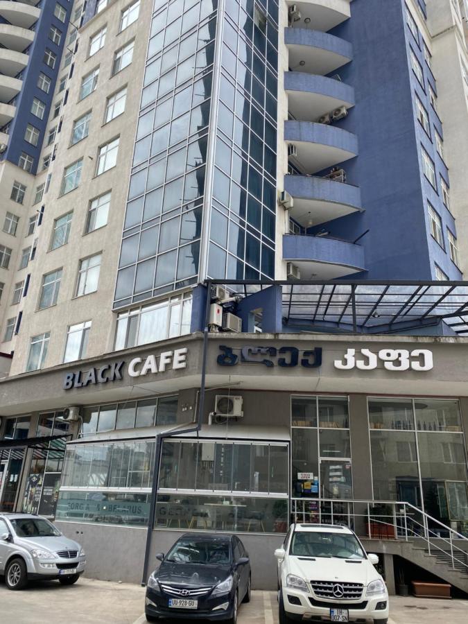"Студия 24" - Посуточно И Помесячно Batumi Exterior foto